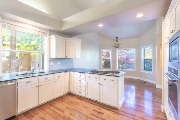 $450,000 | 3126 Riesling Path, Redding, CA 96001