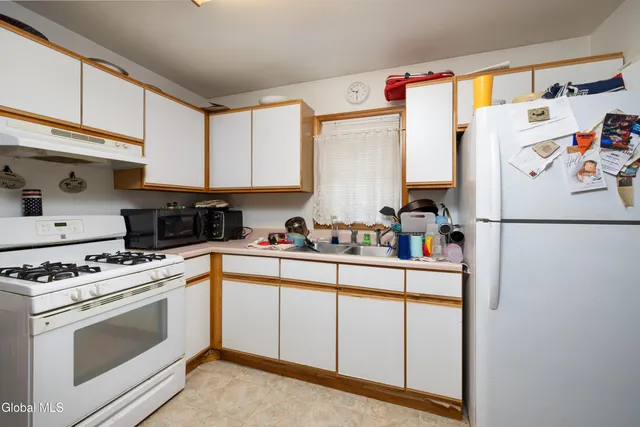 $580,000 | 437 Glen Street, Glens Falls, NY 12801