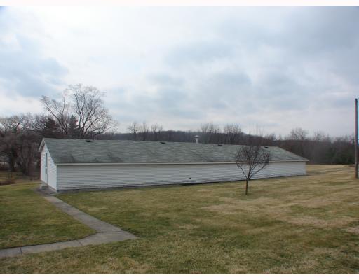 2414 Mt Pleasant Road Mount Pleasant, PA 15666 - Photo 14 of 18 Parking Lot/Garage.