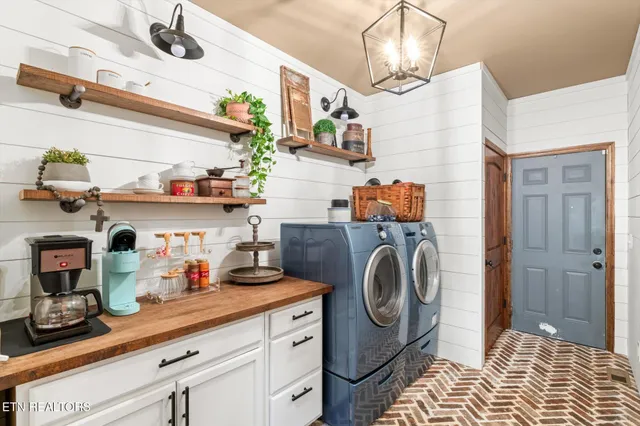 $695,000 | 1323 County Road 750, Athens, TN 37303