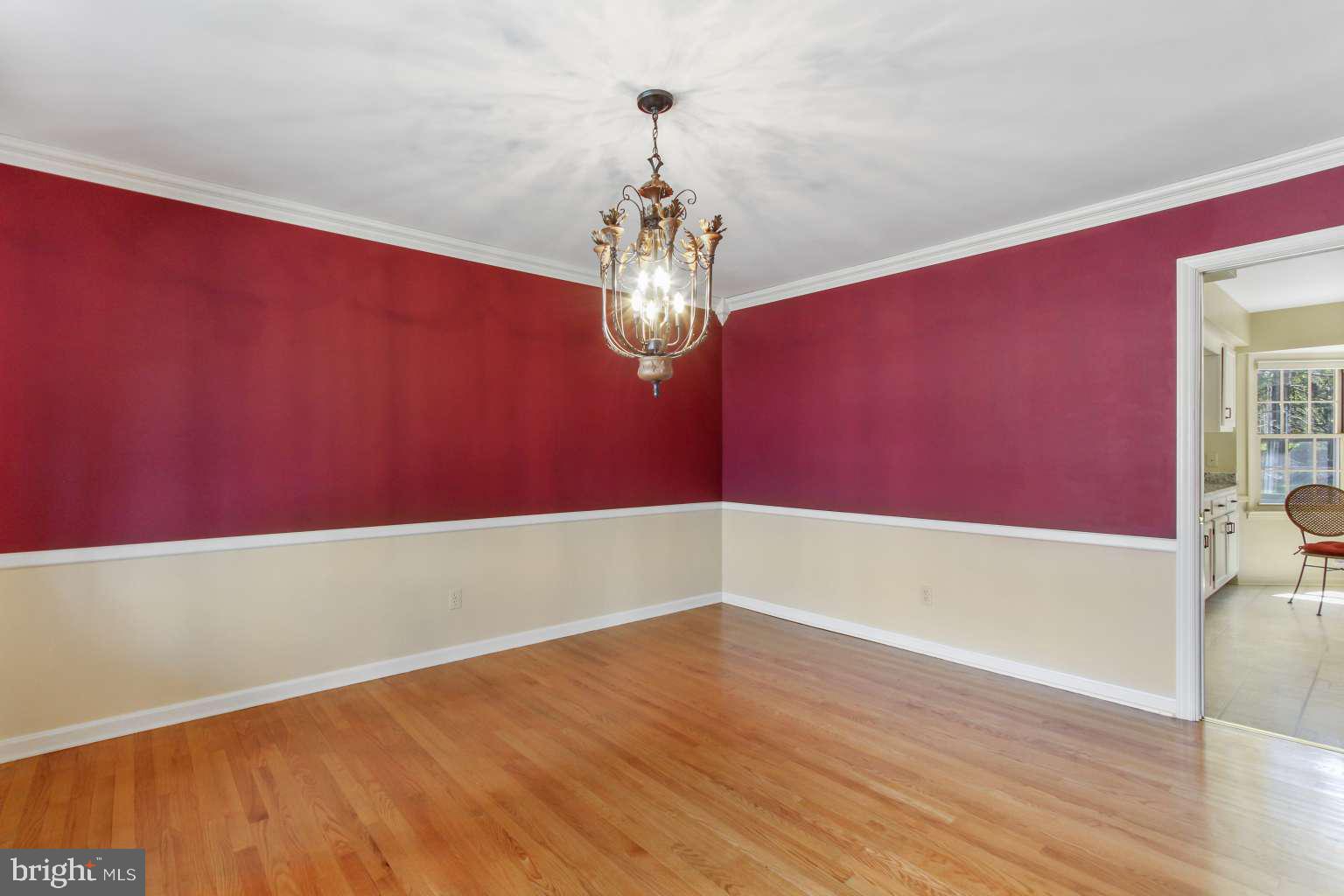 835 Woodbridge Road York, PA 17402 - Photo 5 of 25 Gallery Image 5