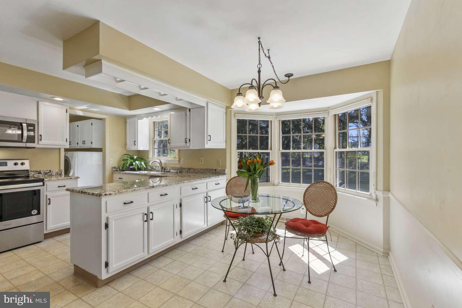 835 Woodbridge Road York, PA 17402 - Photo 7 of 25 Gallery Image 7