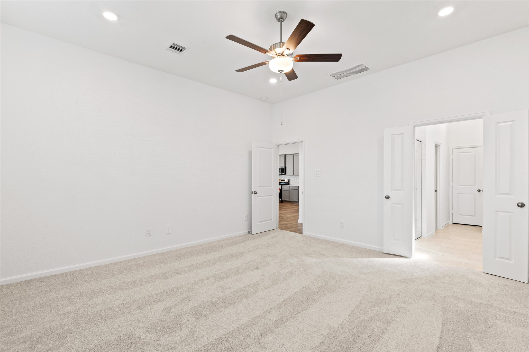 18211 Saffron Sun Street Conroe, TX 77302 - Photo 17 of 28