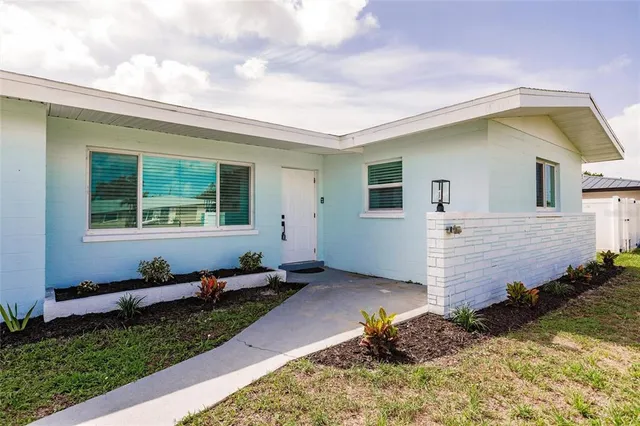 $1,900 | 3316 Port Charlotte Boulevard, Port Charlotte, FL 33952