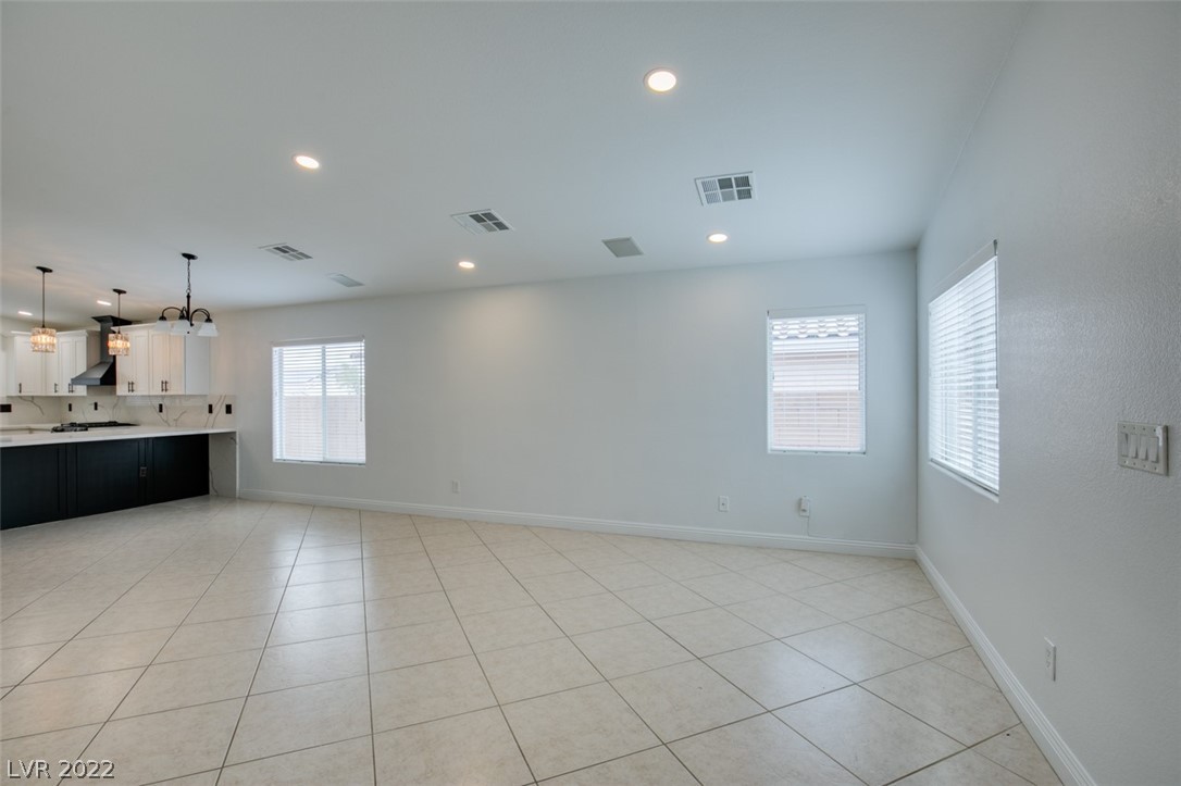 4712 Silverwind Road North Las Vegas, NV 89031 - Photo 12 of 47 Gallery Image 12