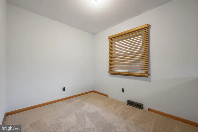 $300,000 | 711 Evergreen Lane, Milford, DE 19963