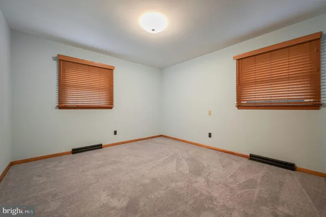 $300,000 | 711 Evergreen Lane, Milford, DE 19963