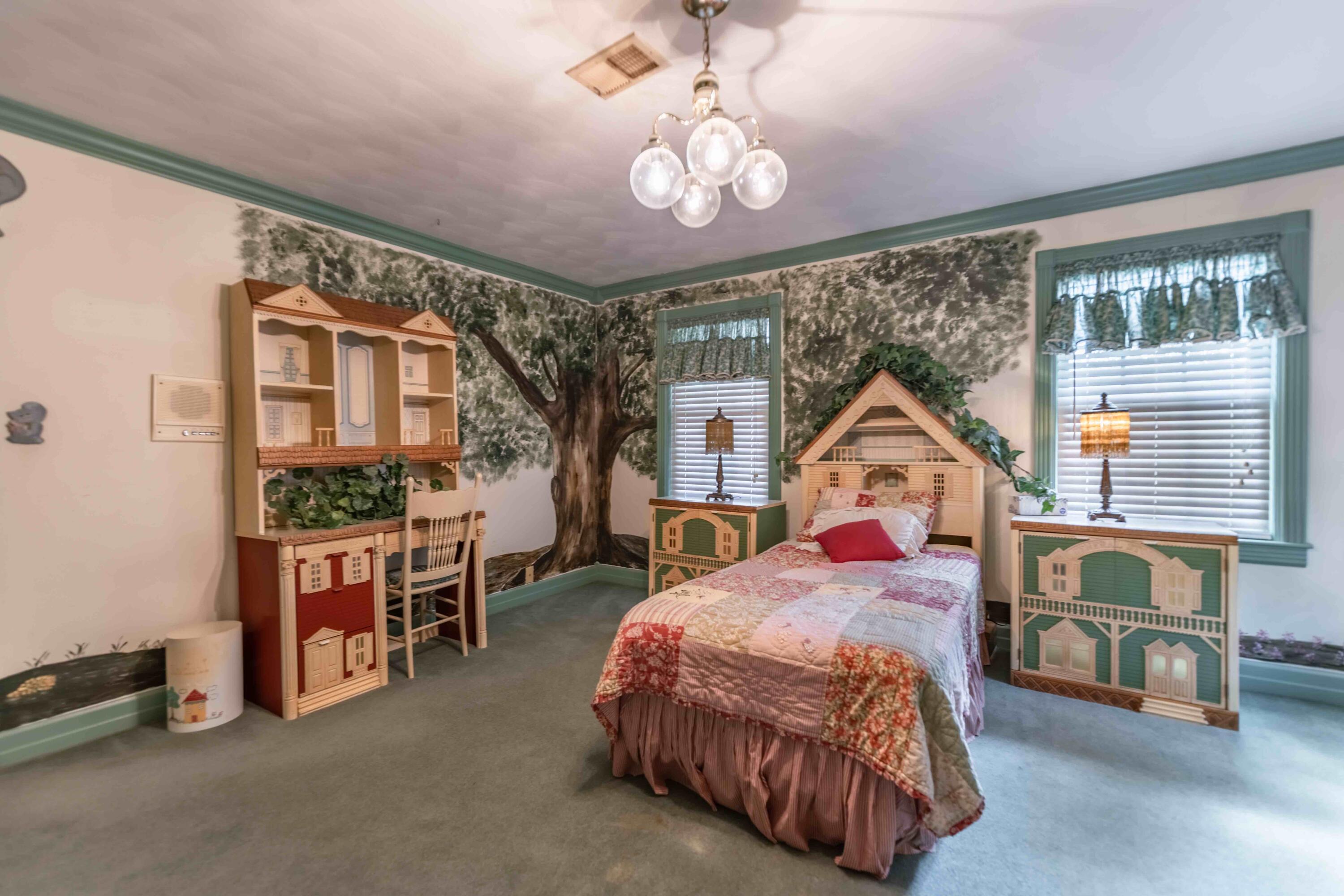100 Rabran Avenue Corbin, KY 40701 - Photo 45 of 72 Rachel's bedroom 1
