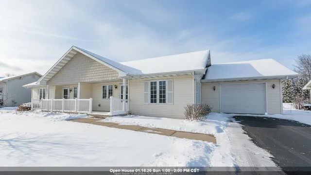 $189,500 | 1871 Nature's Way, Menasha, WI 54952