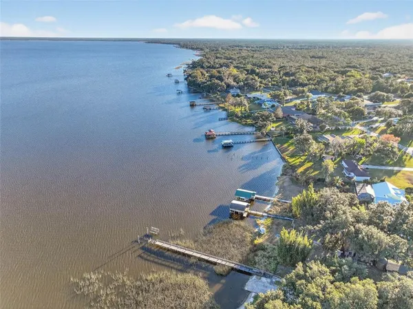 $355,000 | 8812 Oakwood Drive, Lake Wales, FL 33898
