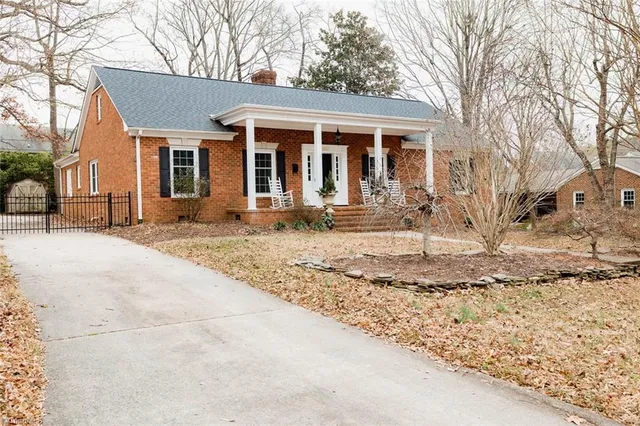 $425,000 | 2822 Bedford Street, Burlington, NC 27215
