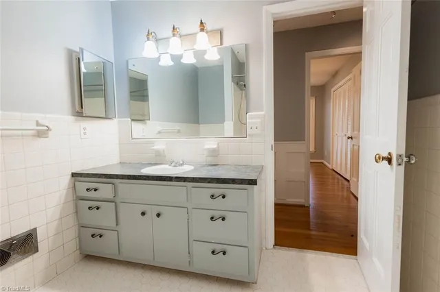 $425,000 | 2822 Bedford Street, Burlington, NC 27215