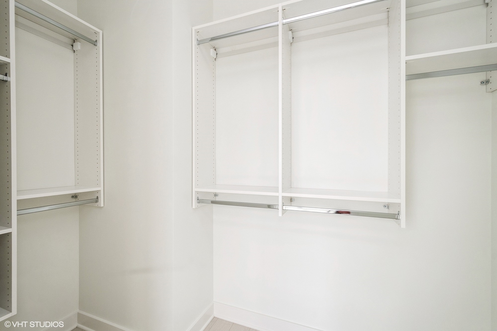 1035 West Van Buren Street, Unit PH2 Chicago, IL 60607 - Photo 8 of 21