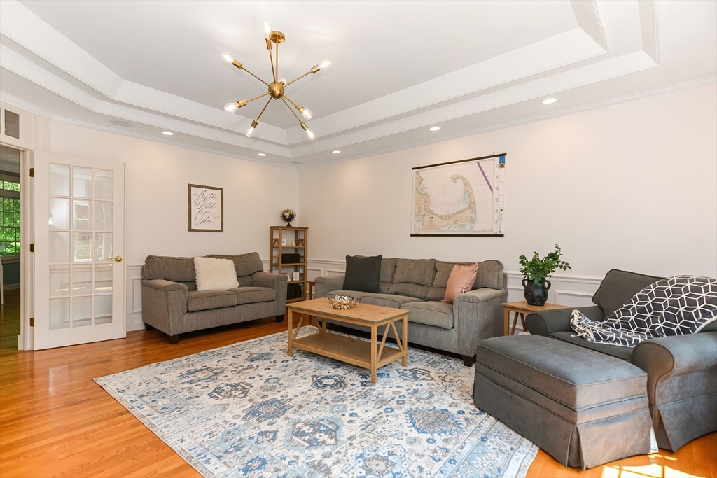 45 High Ridge Circle Franklin, MA 02038 - Photo 8 of 34 Gallery Image 8