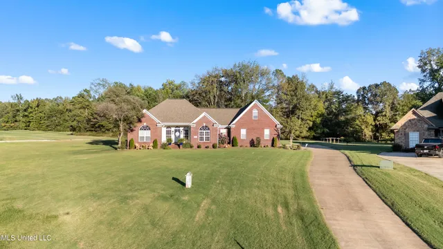 $310,000 | 41 Armour Cove, Holly Springs, MS 38635