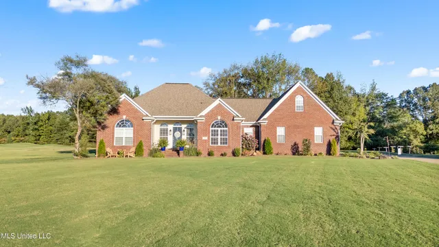 $310,000 | 41 Armour Cove, Holly Springs, MS 38635