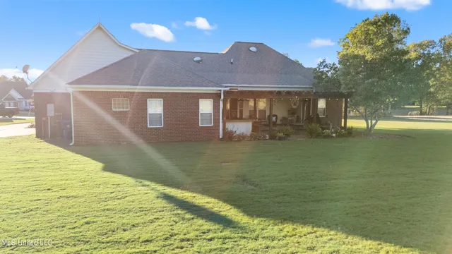 $310,000 | 41 Armour Cove, Holly Springs, MS 38635
