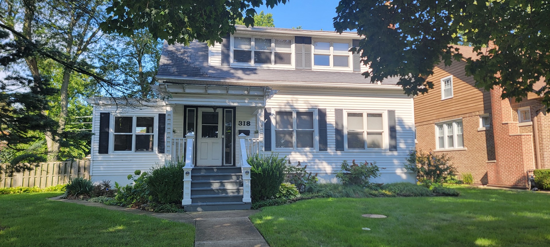 318 South Delphia Avenue Park Ridge, IL 60068 - Photo 1 of 9 Gallery Image 1
