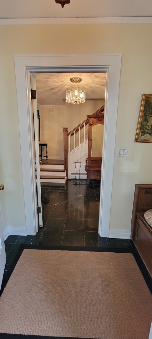 318 South Delphia Avenue Park Ridge, IL 60068 - Photo 7 of 9 Gallery Image 7
