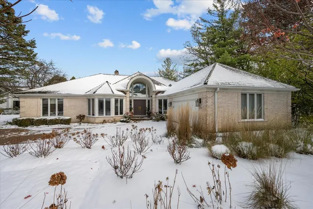 $1,435,000 | 1725 Lily Court, Highland Park, IL 60035