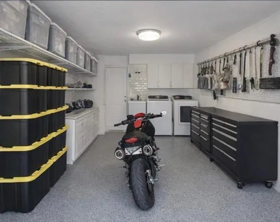 $445,000 | 9856 Watermill Circle, Unit C, Boynton Beach, FL 33437