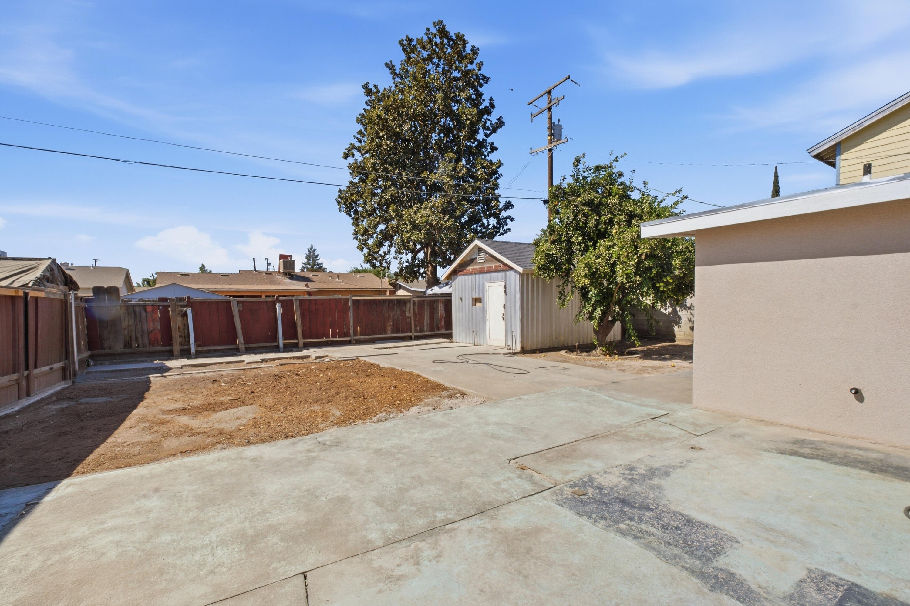 811 North Rinaldi Street Visalia, CA 93291 - Photo 31 of 35 811 N Rinaldi St. Visalia-35