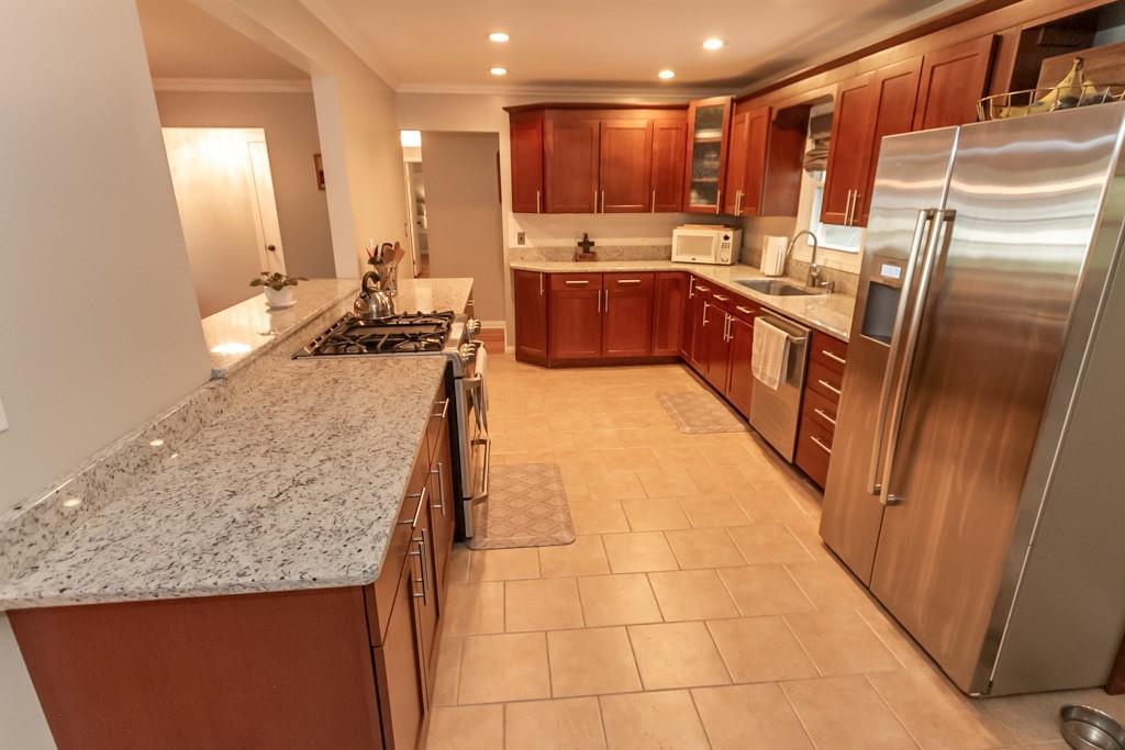 11919 Hoster Road Carmel, IN 46033 - Photo 12 of 41 Gallery Image 12