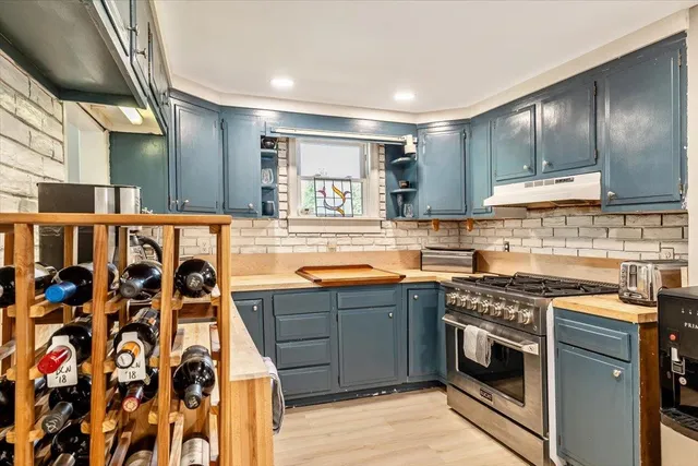 $415,000 | 321 East Alburgh Road, Alburgh, VT 05440