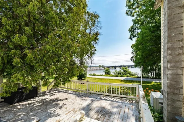 $415,000 | 321 East Alburgh Road, Alburgh, VT 05440