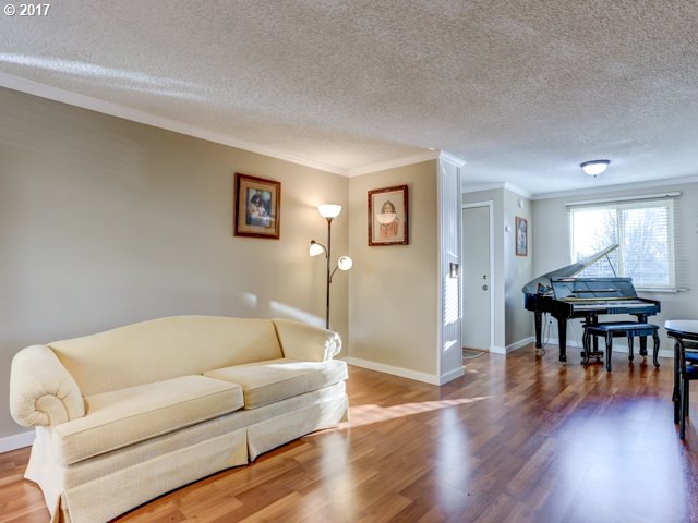 12634 Northwest Barnes Road, Unit 2 Portland, OR 97229 - Photo 6 of 26 Gallery Image 6