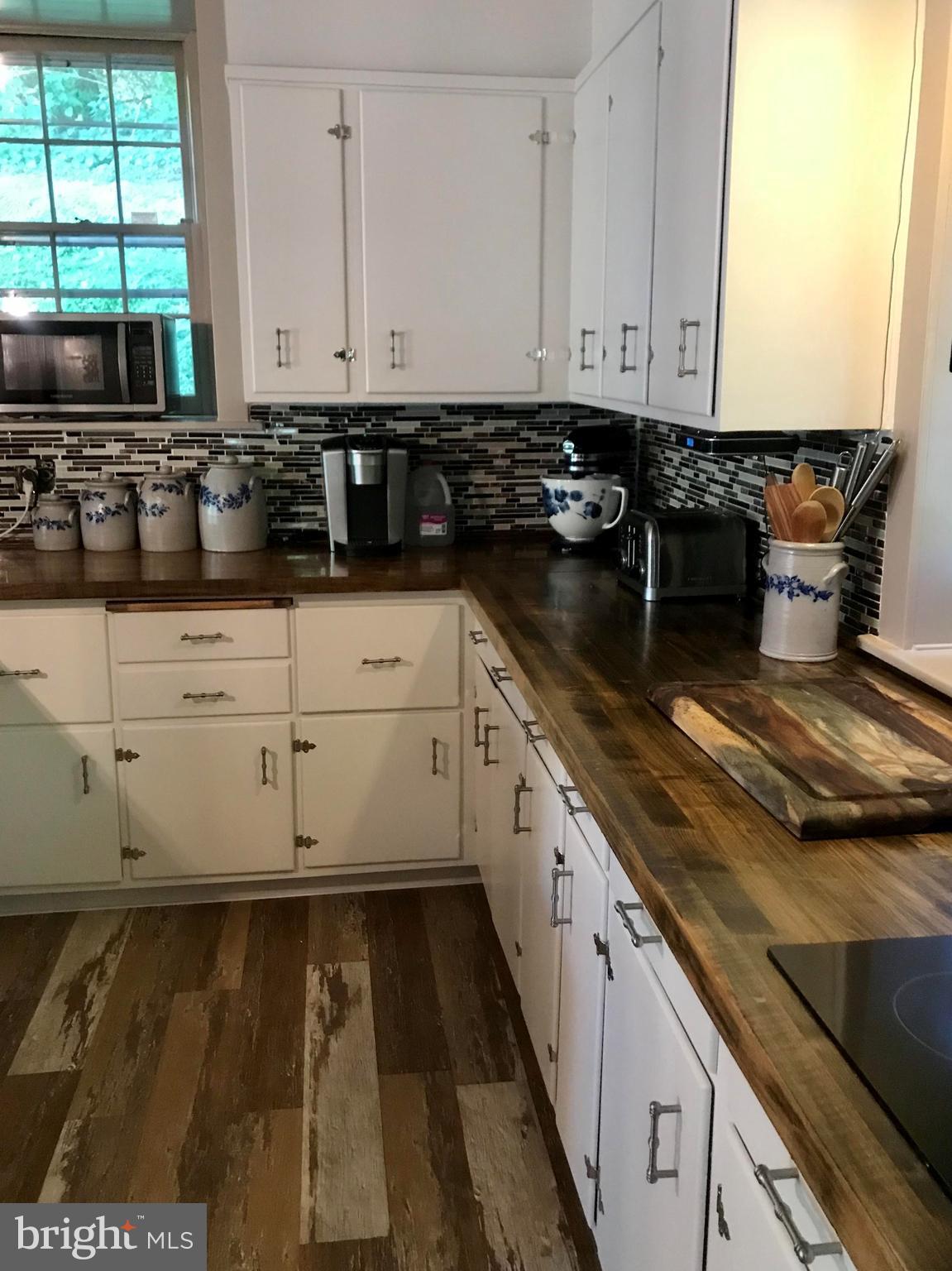 310 Spring Valley Road Reading, PA 19605 - Photo 12 of 26 Gallery Image 12