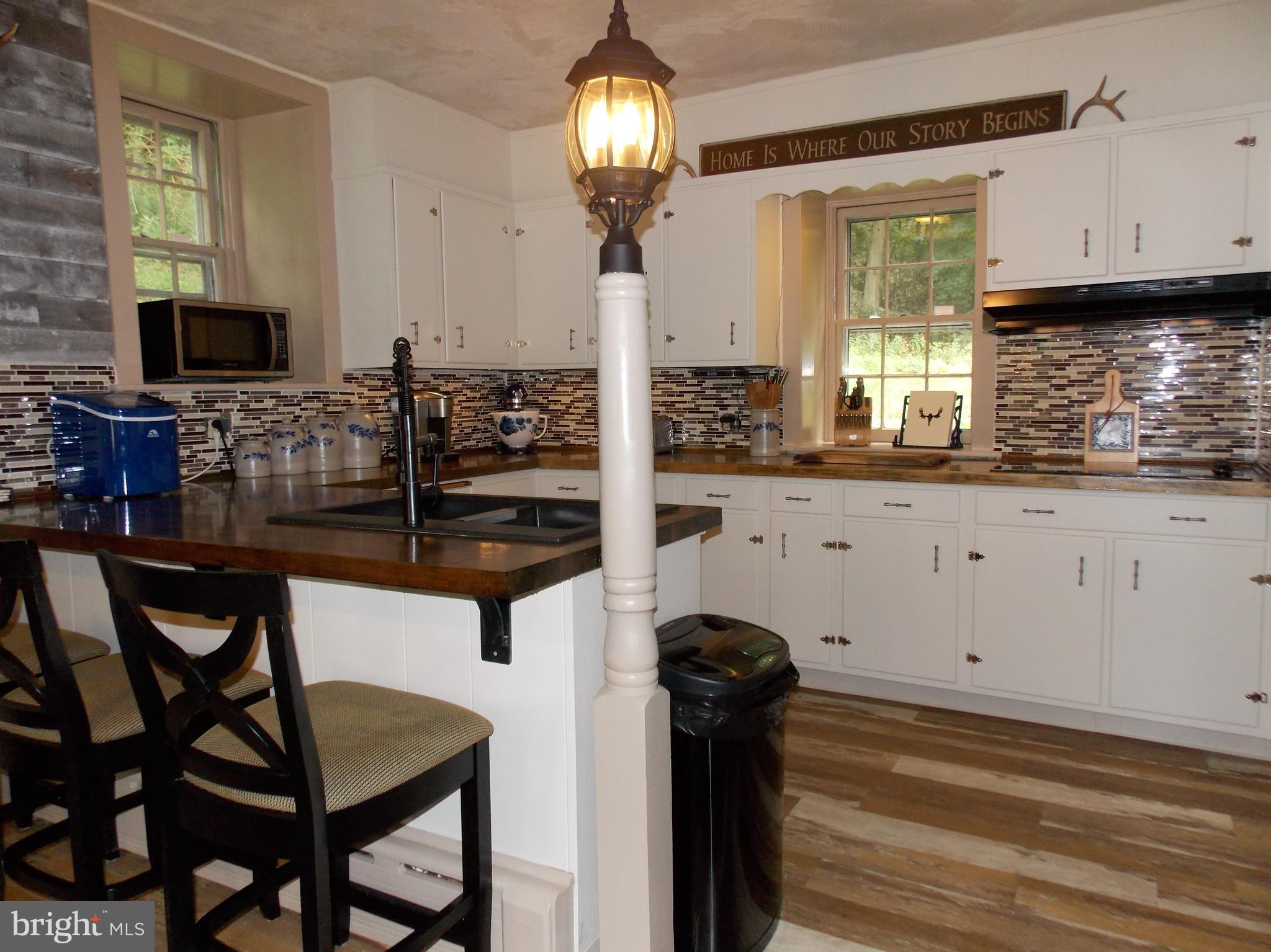 310 Spring Valley Road Reading, PA 19605 - Photo 8 of 26 Gallery Image 8