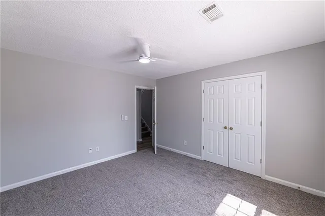 a view of entryway with a front door