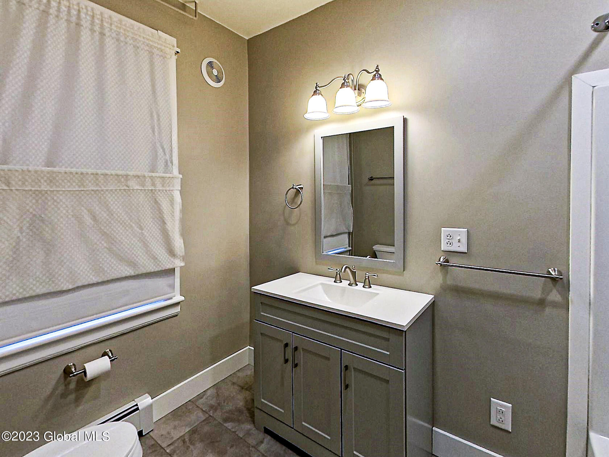 318 Fuller Road Guilderland, NY 12203 - Photo 11 of 29 G1_Bathroom