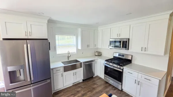 $499,900 | 6262 Thoman Drive, Spring Grove, PA 17362
