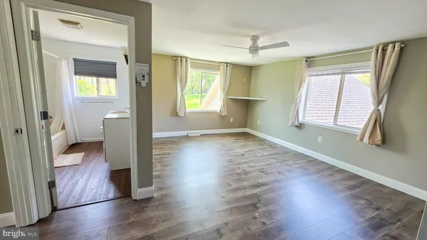 $499,900 | 6262 Thoman Drive, Spring Grove, PA 17362