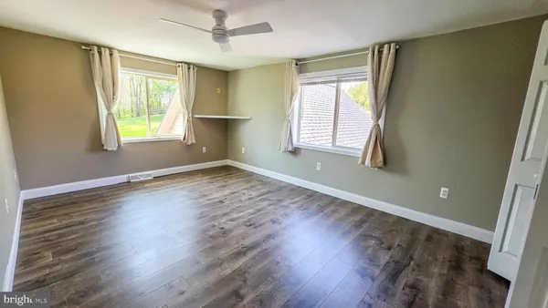 $499,900 | 6262 Thoman Drive, Spring Grove, PA 17362
