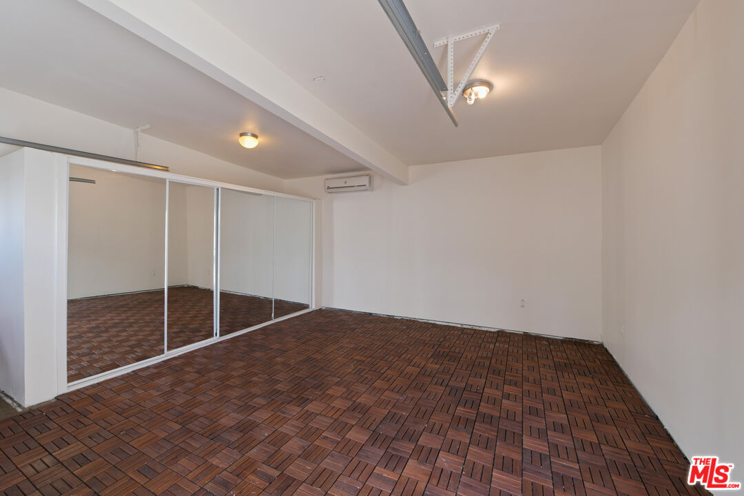 1657 South Point View Street Los Angeles, CA 90035 - Photo 39 of 50 a view of empty room