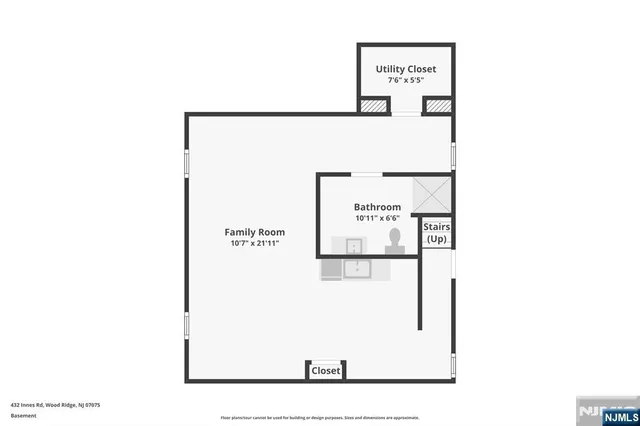 a picture of a wall next to a white wall