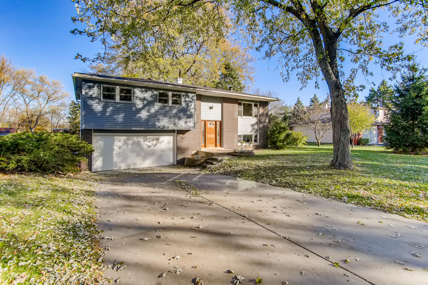 1611 Roslyn Road Roselle, IL 60172 - Photo 28 of 30
