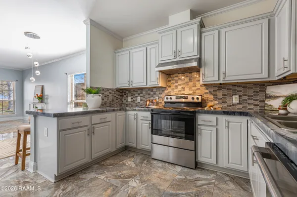 $249,900 | 208 Picasso Drive, Rayne, LA 70578