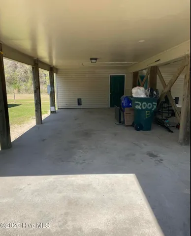 $1,400 | 2007 River Drive, Unit B, Greenville, NC 27858