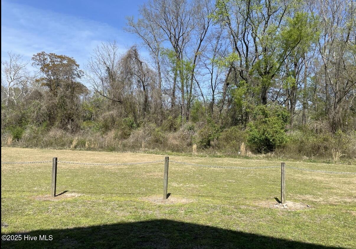 2007 River Drive, Unit B Greenville, NC 27858 - Photo 13 of 13 IMG_1850