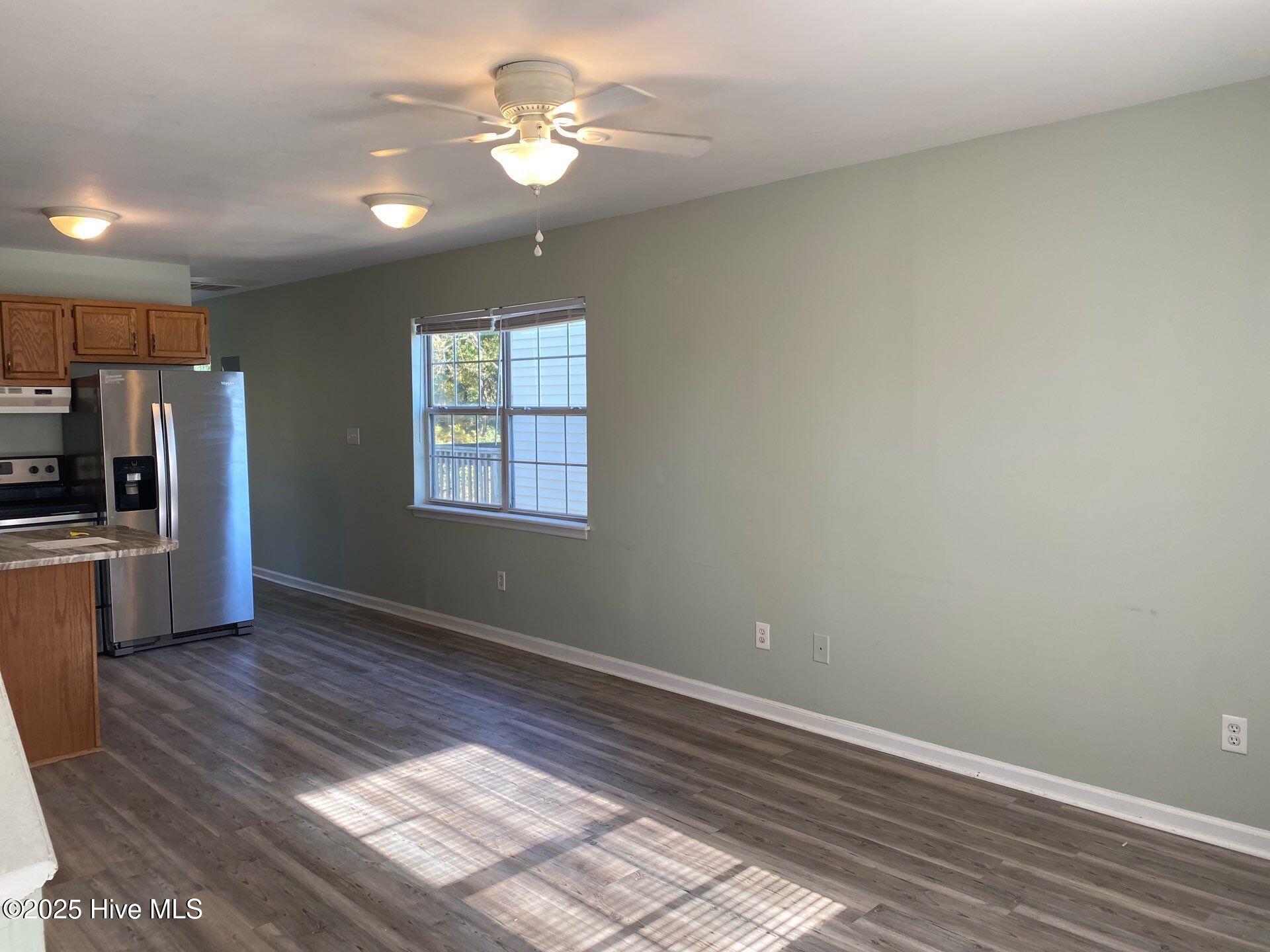 2007 River Drive, Unit B Greenville, NC 27858 - Photo 2 of 13 living2