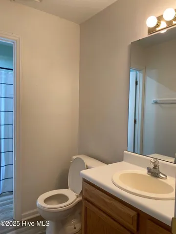 $1,400 | 2007 River Drive, Unit B, Greenville, NC 27858