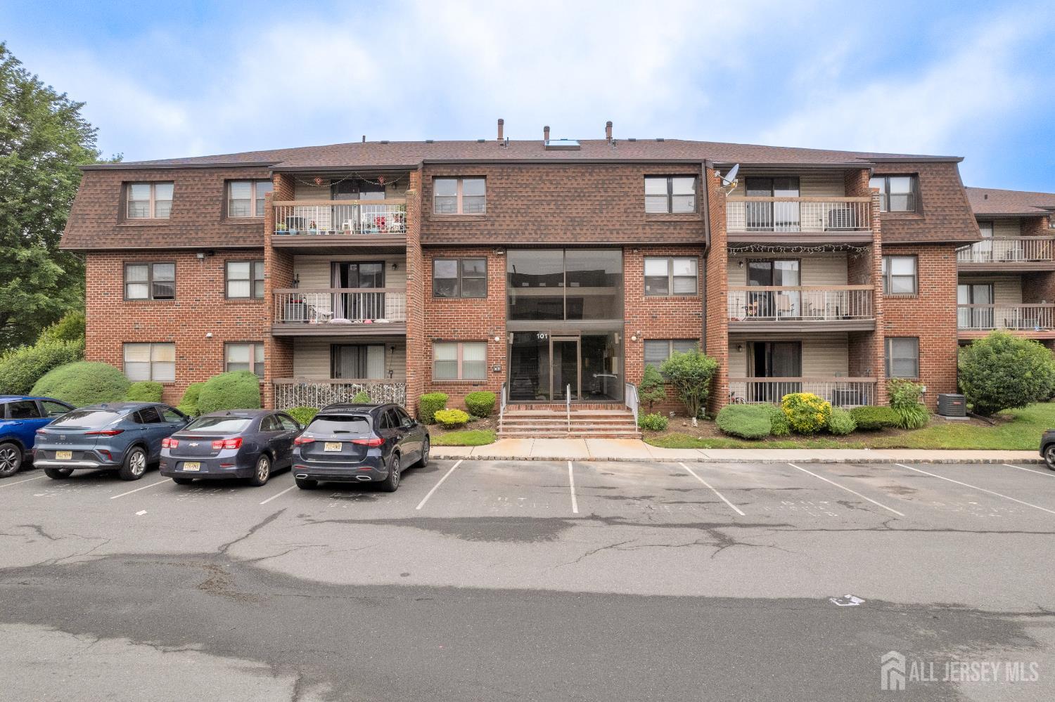 a car parked in front of a building