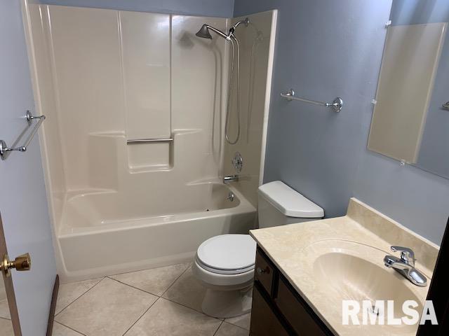 115 Astoria Road Springfield, IL 62704 - Photo 12 of 17