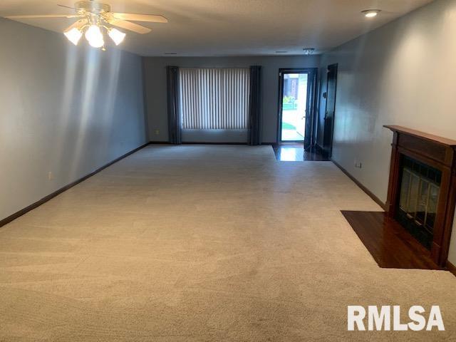 115 Astoria Road Springfield, IL 62704 - Photo 2 of 17