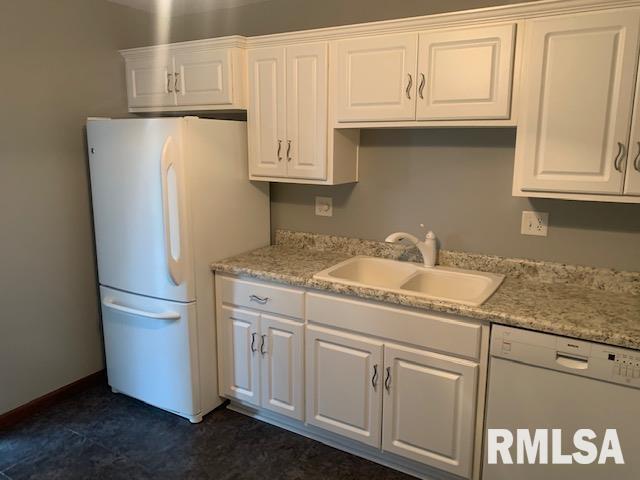 115 Astoria Road Springfield, IL 62704 - Photo 4 of 17