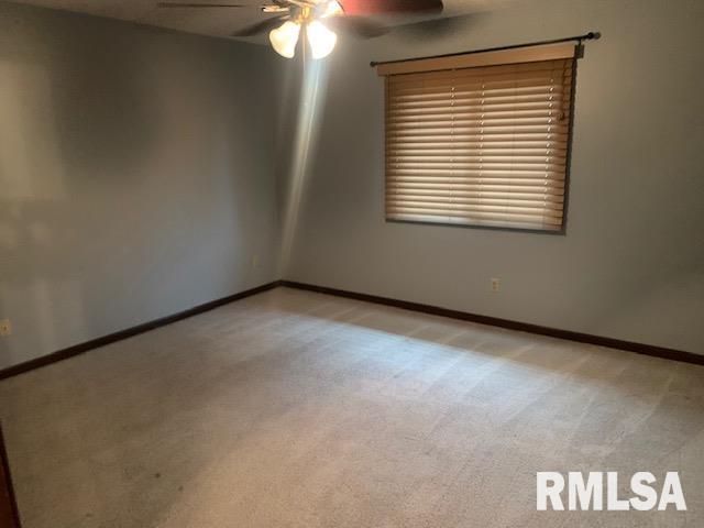 115 Astoria Road Springfield, IL 62704 - Photo 9 of 17